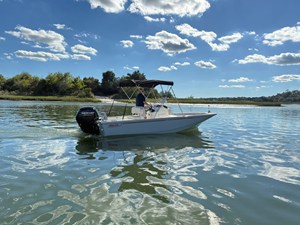 BOSTON WHALER 170 MONTAUK