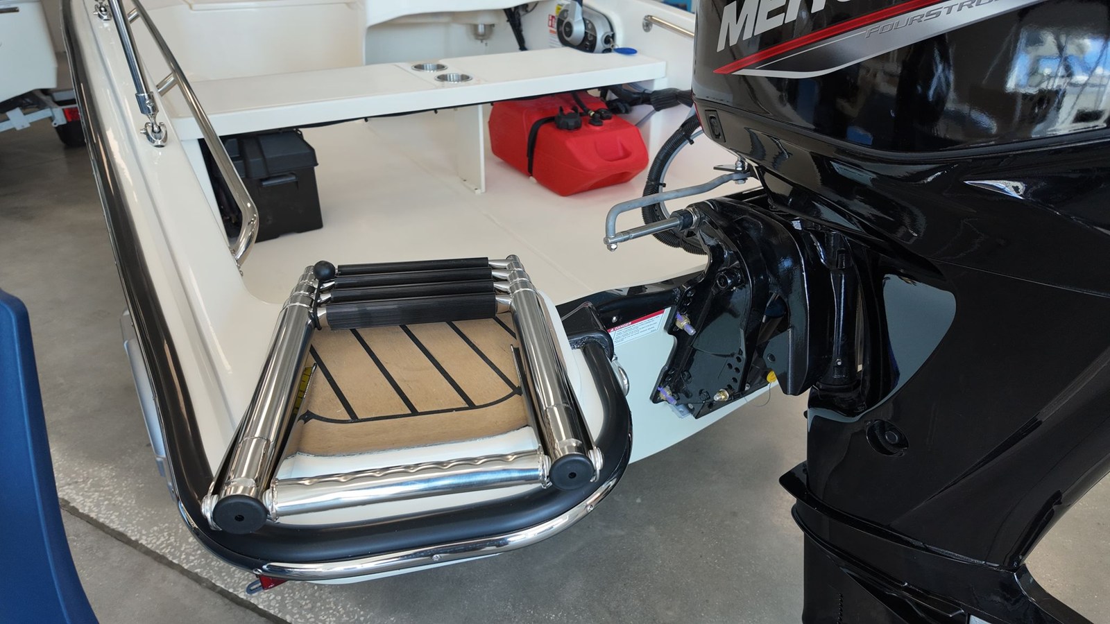 Boston Whaler 130 Super Sport — 2027 Boston Whaler 130 Super Sport — fotoğraf 4