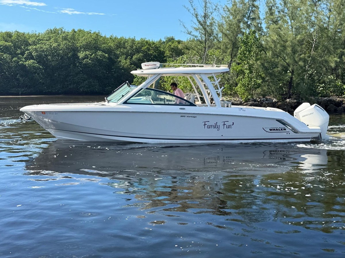Boston Whaler 320 VANTAGE — 2021 Boston Whaler 320 Vantage — fotoğraf 3