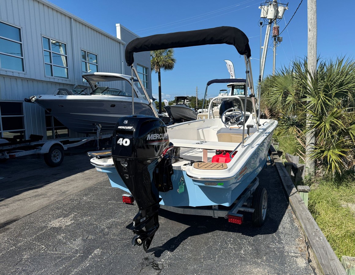 Boston Whaler 130 Super Sport — 2027 Boston Whaler 130 Super Sport — fotoğraf 4