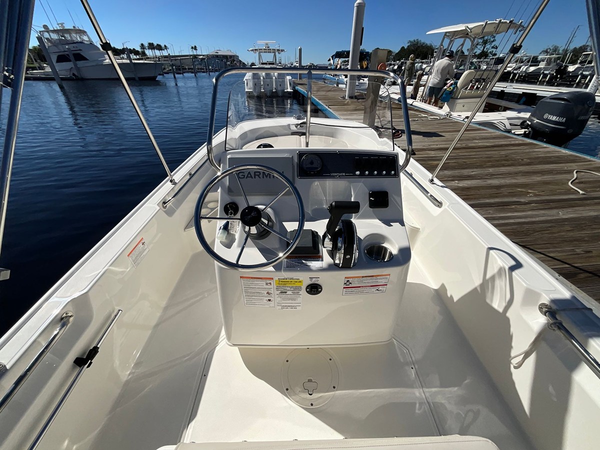 Boston Whaler 170 Montauk — 2027 Boston Whaler 170 Montauk — fotoğraf 5