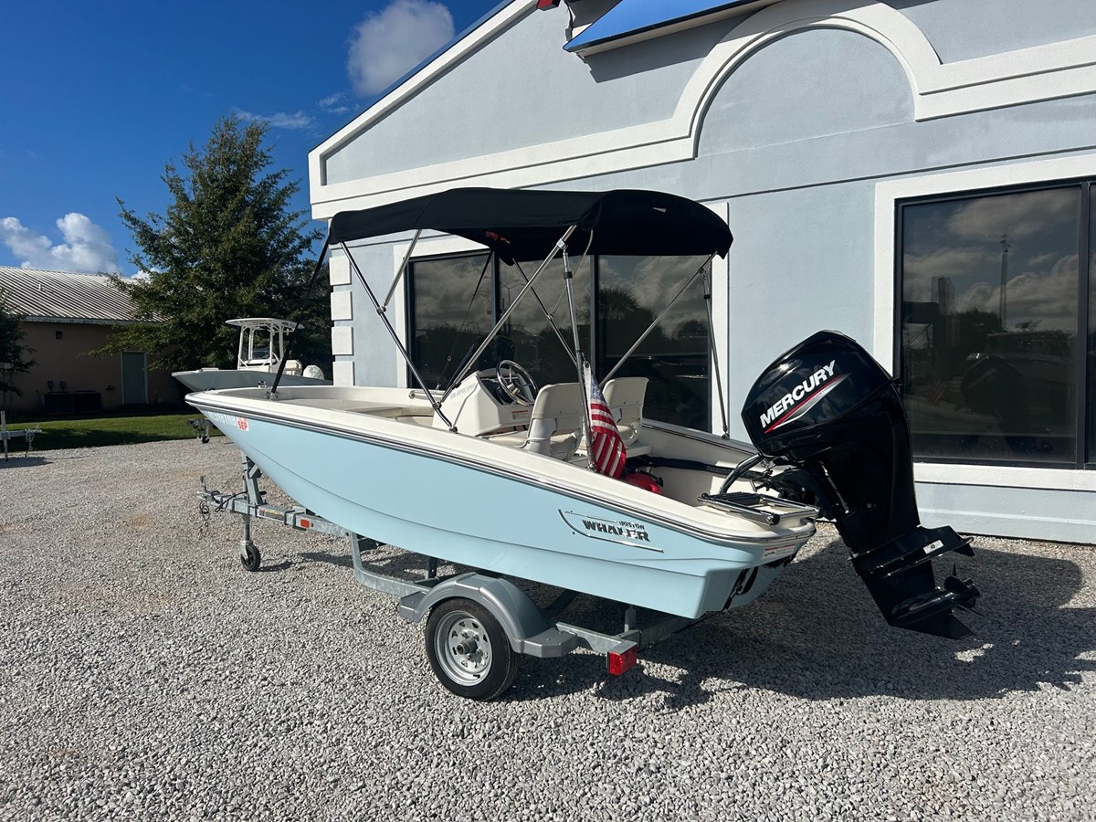 Boston Whaler 130 Super Sport — 2025 Boston Whaler 130 Super Sport — fotoğraf 4