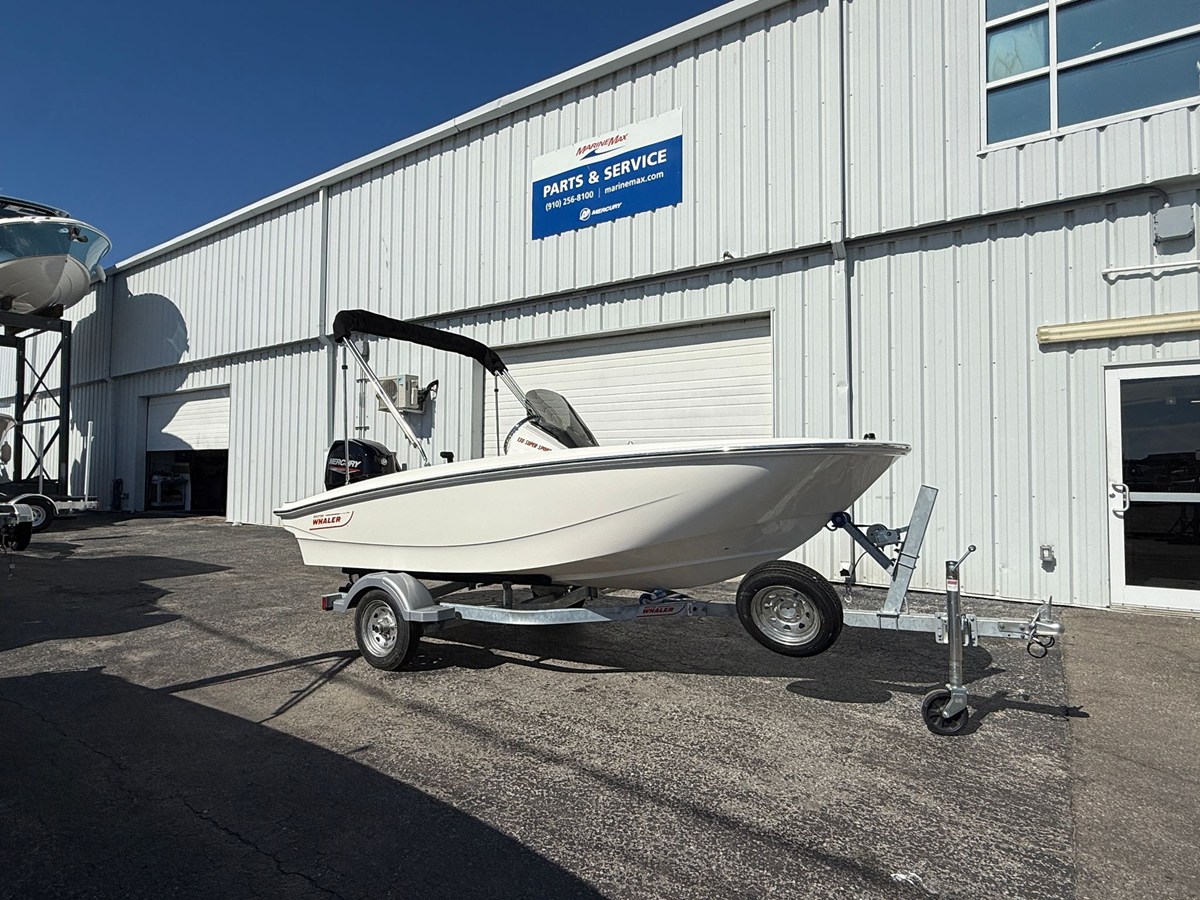 Boston Whaler 130 Super Sport — 2027 Boston Whaler 130 Super Sport — fotoğraf 3