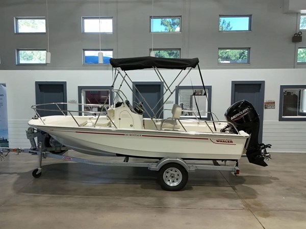 BOSTON WHALER 150 MONTAUK — 2027 Boston Whaler 150 Montauk