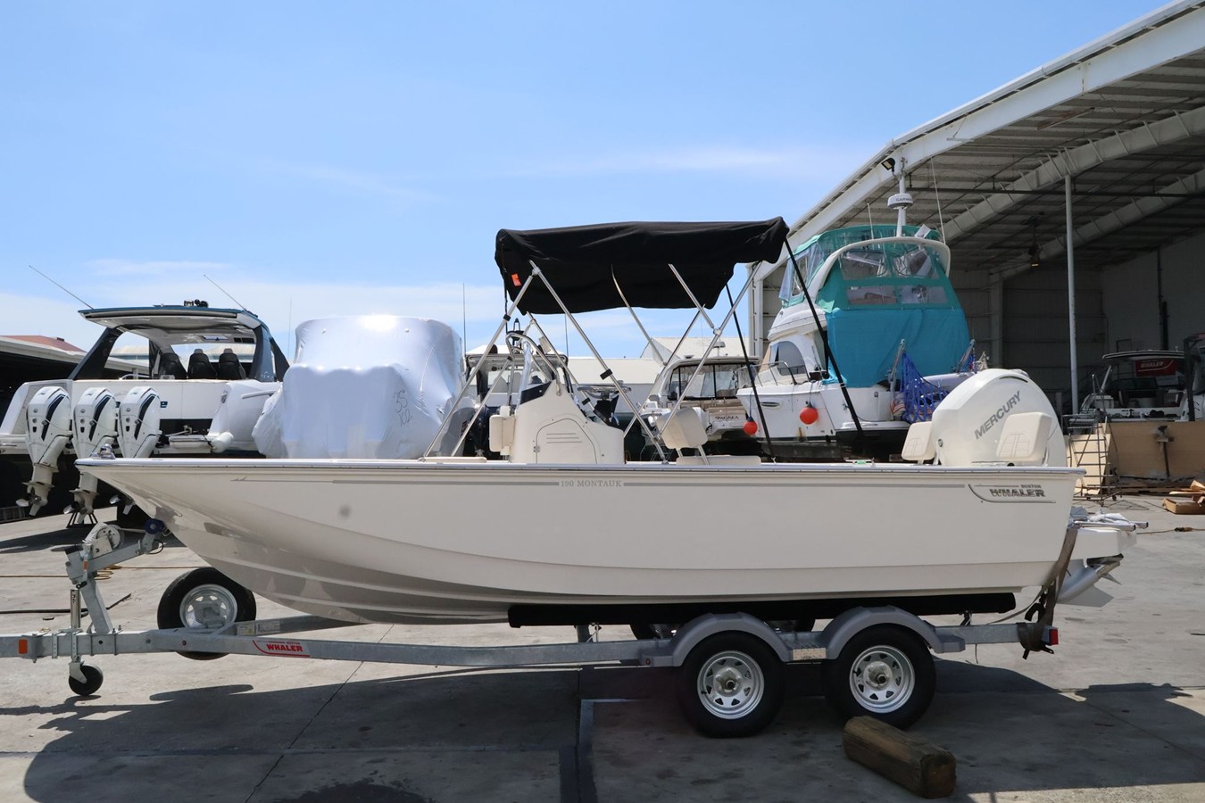 Boston Whaler 190 Montauk — 2027 Boston Whaler 190 Montauk — fotoğraf 3