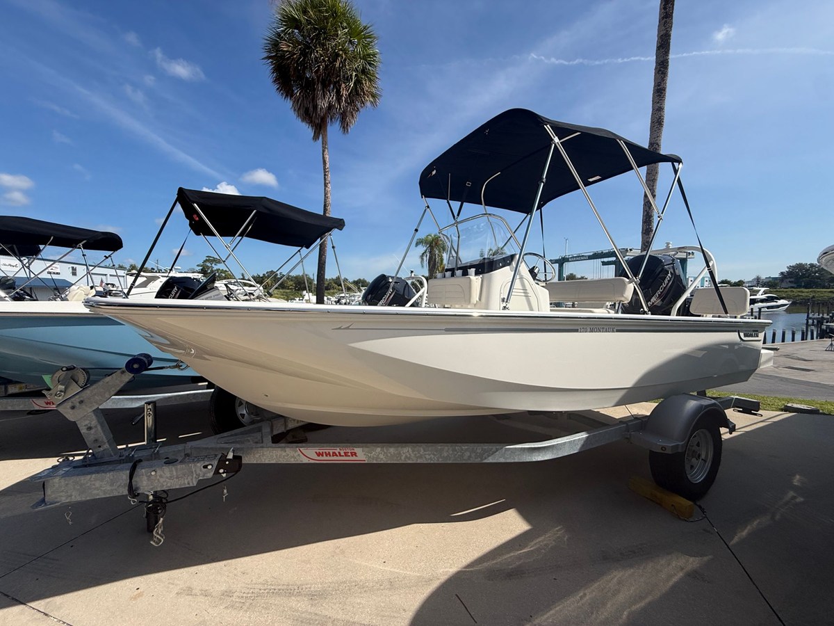 Boston Whaler 170 Montauk — 2027 Boston Whaler 170 Montauk