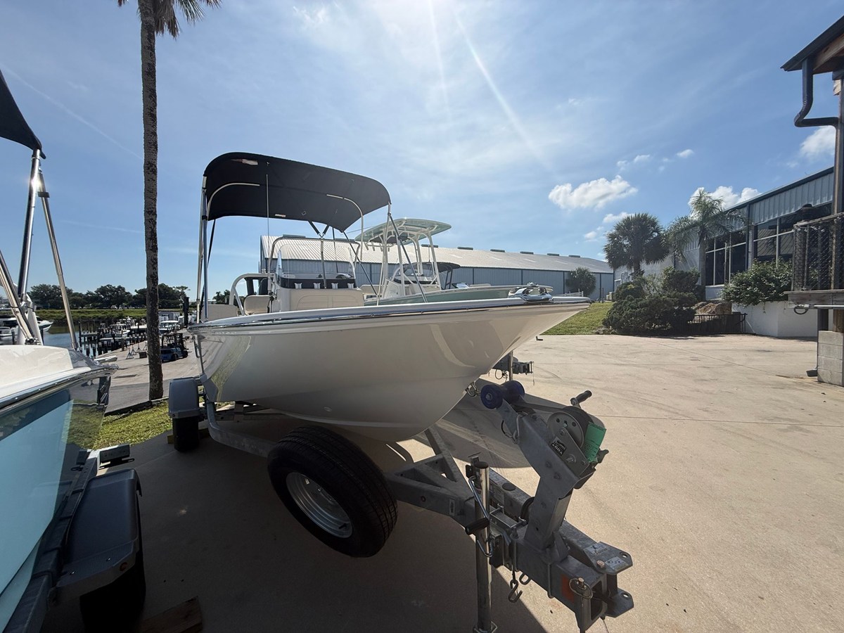Boston Whaler 170 Montauk — 2027 Boston Whaler 170 Montauk — fotoğraf 2