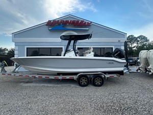 BOSTON WHALER 250 DAUNTLESS