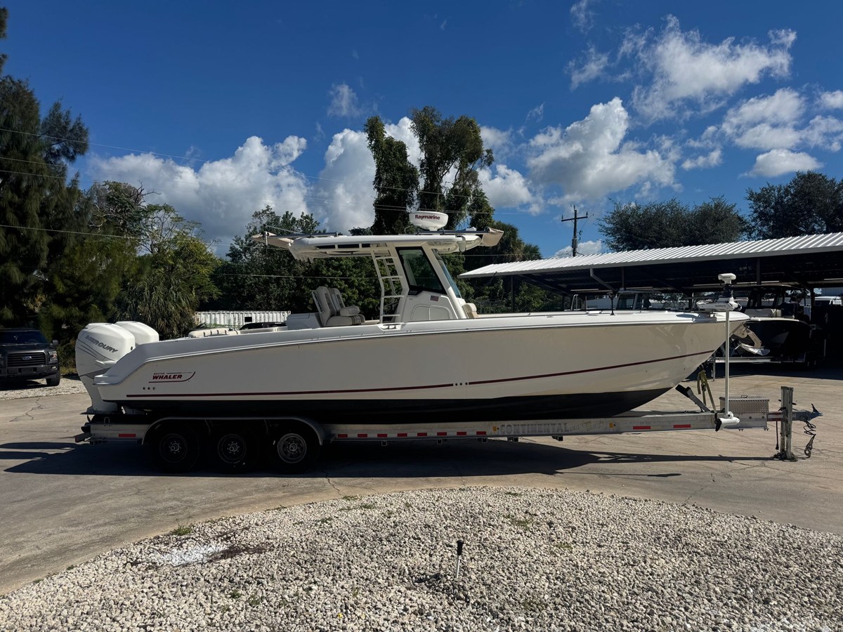 Boston Whaler 33 OR — 2017 Boston Whaler 33 OR — fotoğraf 2
