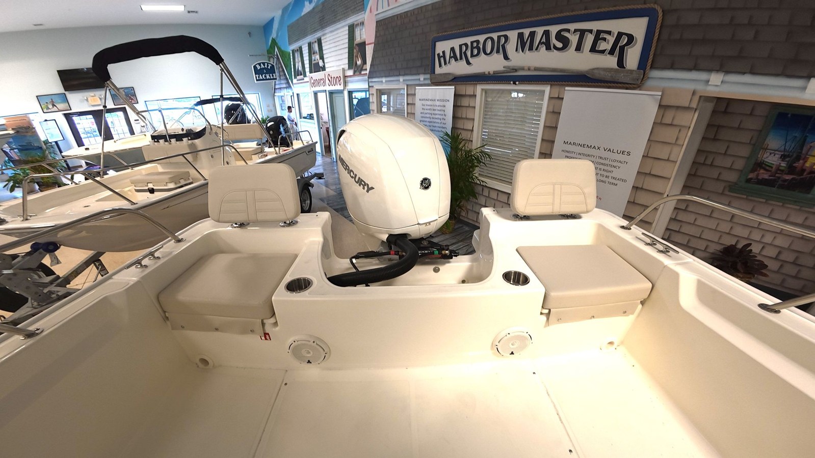 Boston Whaler 190 Montauk — 2026 Boston Whaler 190 Montauk — fotoğraf 5