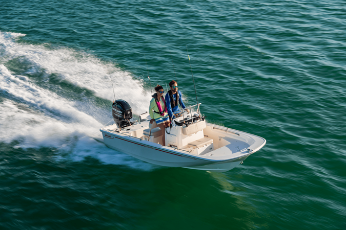 BOSTON WHALER 150 MONTAUK — 2027 Boston Whaler 150 Montauk