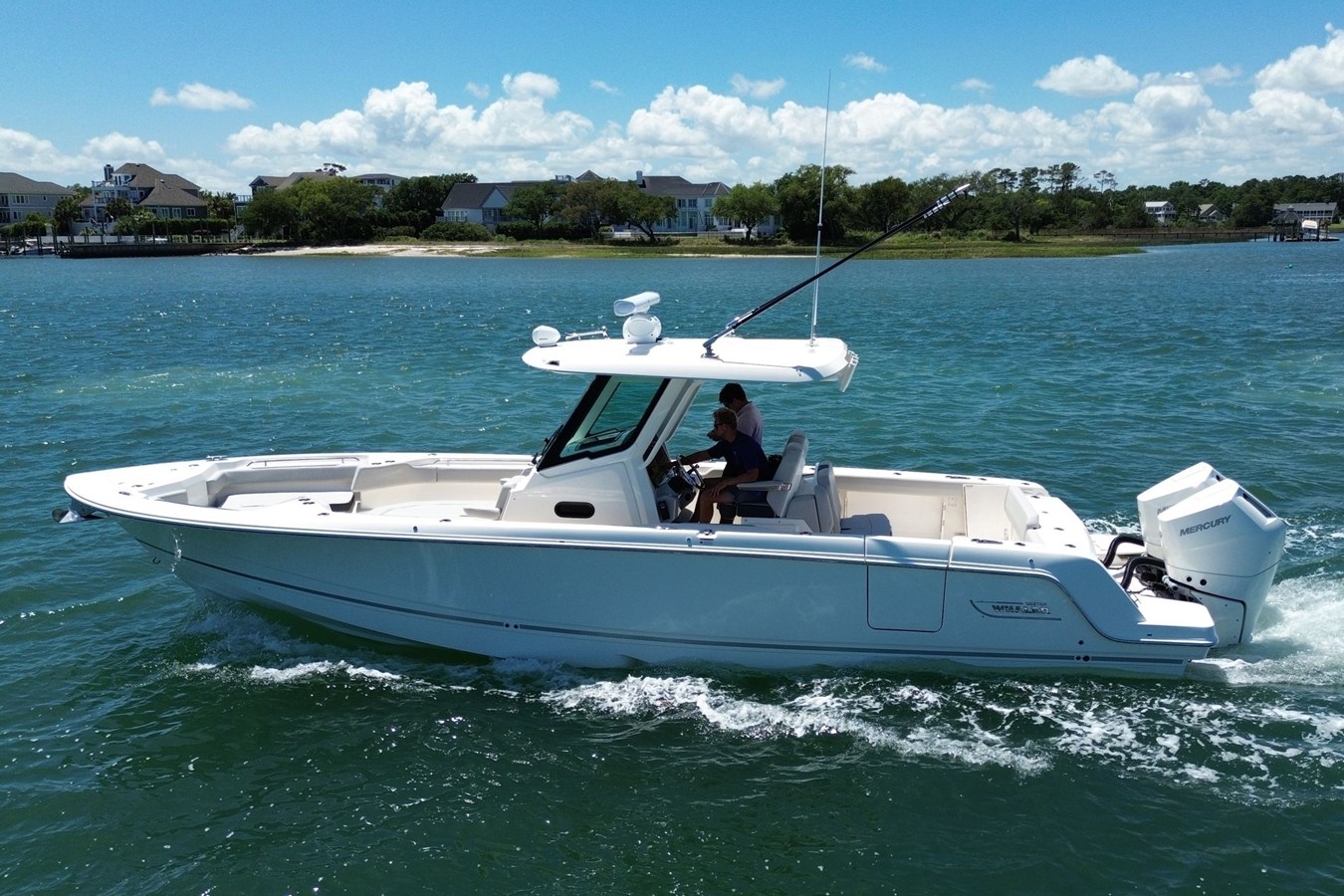 Boston Whaler 330 Outrage — 2026 Boston Whaler 330 Outrage — fotoğraf 4