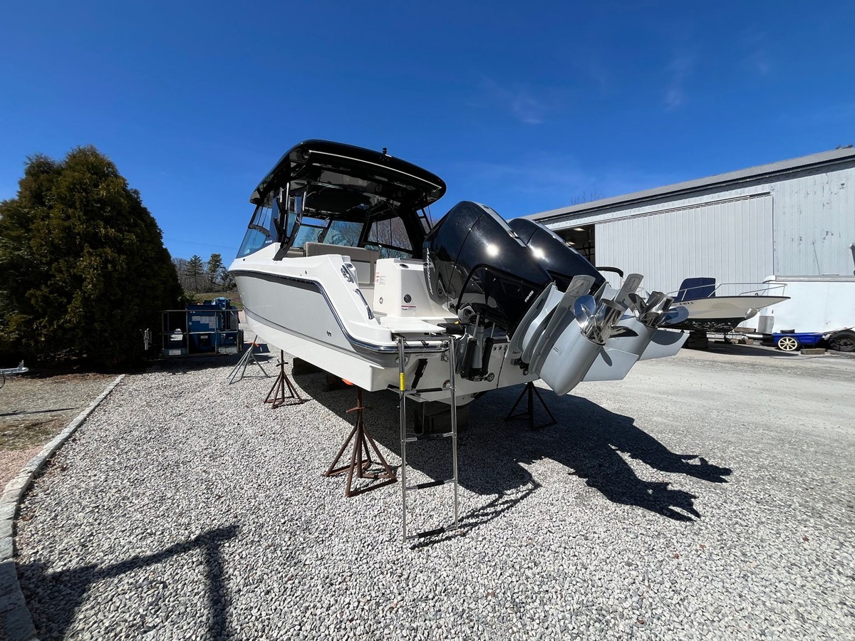 Boston Whaler 330 Vantage — 2026 Boston Whaler 330 Vantage — fotoğraf 3