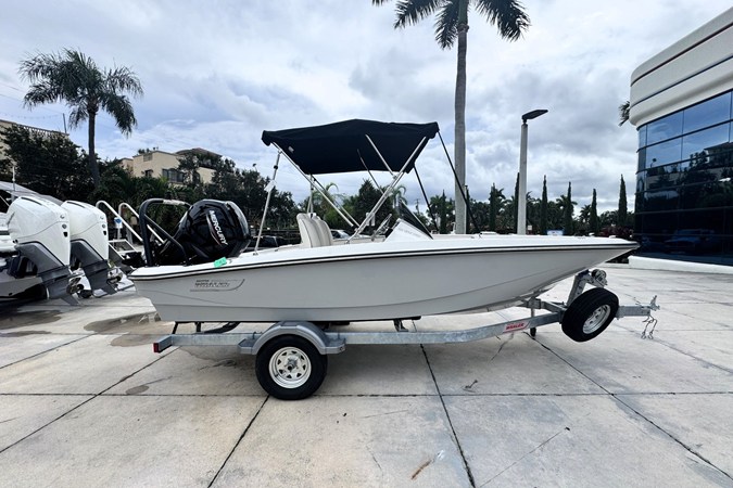 BOSTON WHALER 160 SUPER SPORT — 2027 Boston Whaler 160 Super Sport