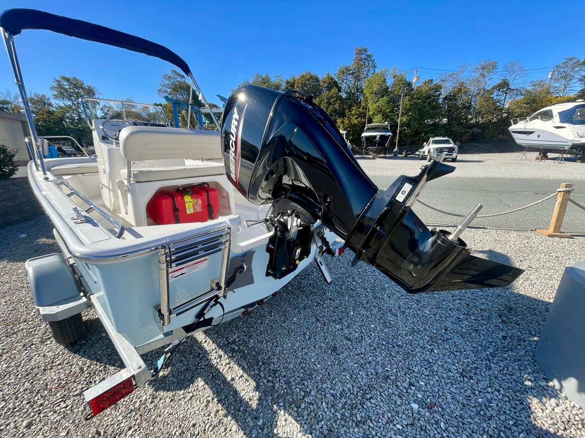 Boston Whaler 150 Montauk — 2027 Boston Whaler 150 Montauk — fotoğraf 3