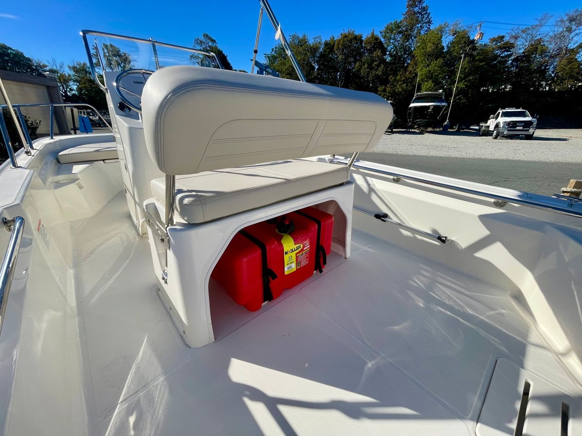 Boston Whaler 150 Montauk — 2027 Boston Whaler 150 Montauk — fotoğraf 4