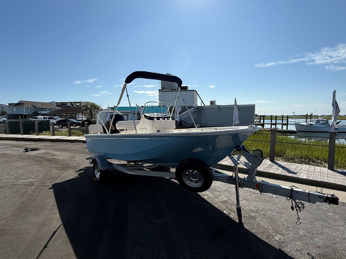 Boston Whaler 170 Montauk — 2027 Boston Whaler 170 Montauk — fotoğraf 2