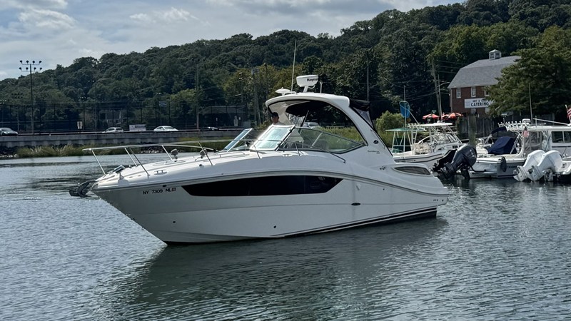 SEA RAY 330 SUNDANCER — 2016 Sea Ray 330 Sundancer