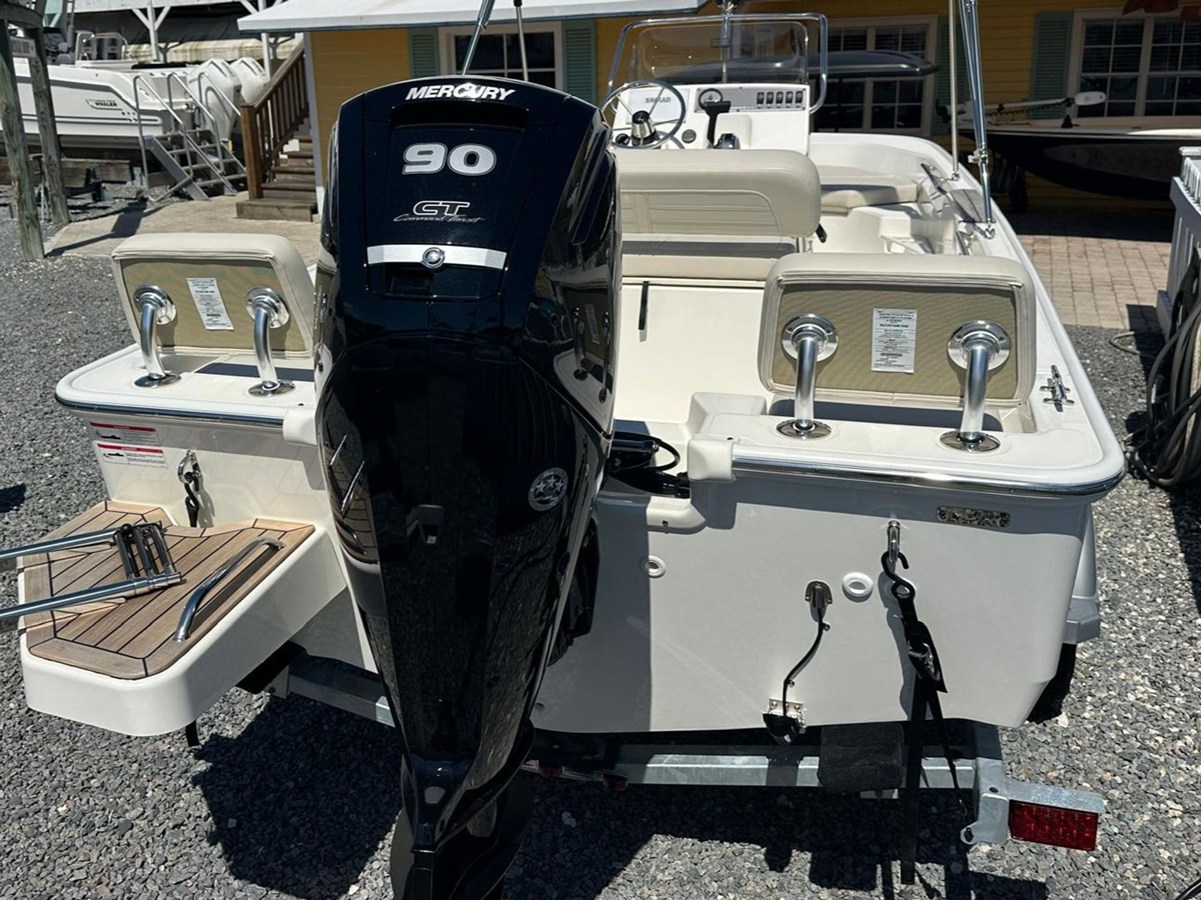 Boston Whaler 170 Montauk — 2027 Boston Whaler 170 Montauk — fotoğraf 4