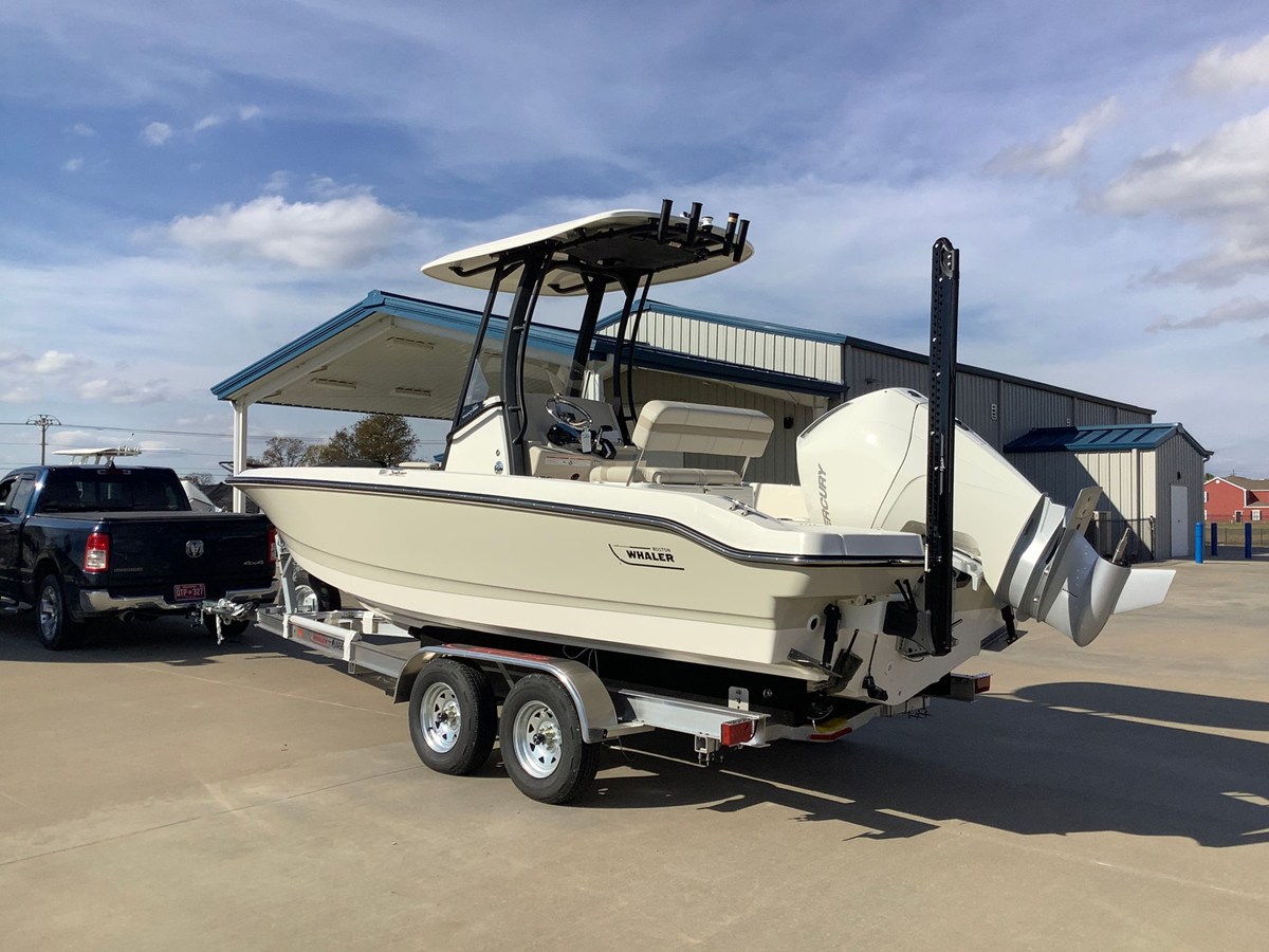 Boston Whaler 220 Dauntless — 2026 Boston Whaler 220 Dauntless — fotoğraf 3