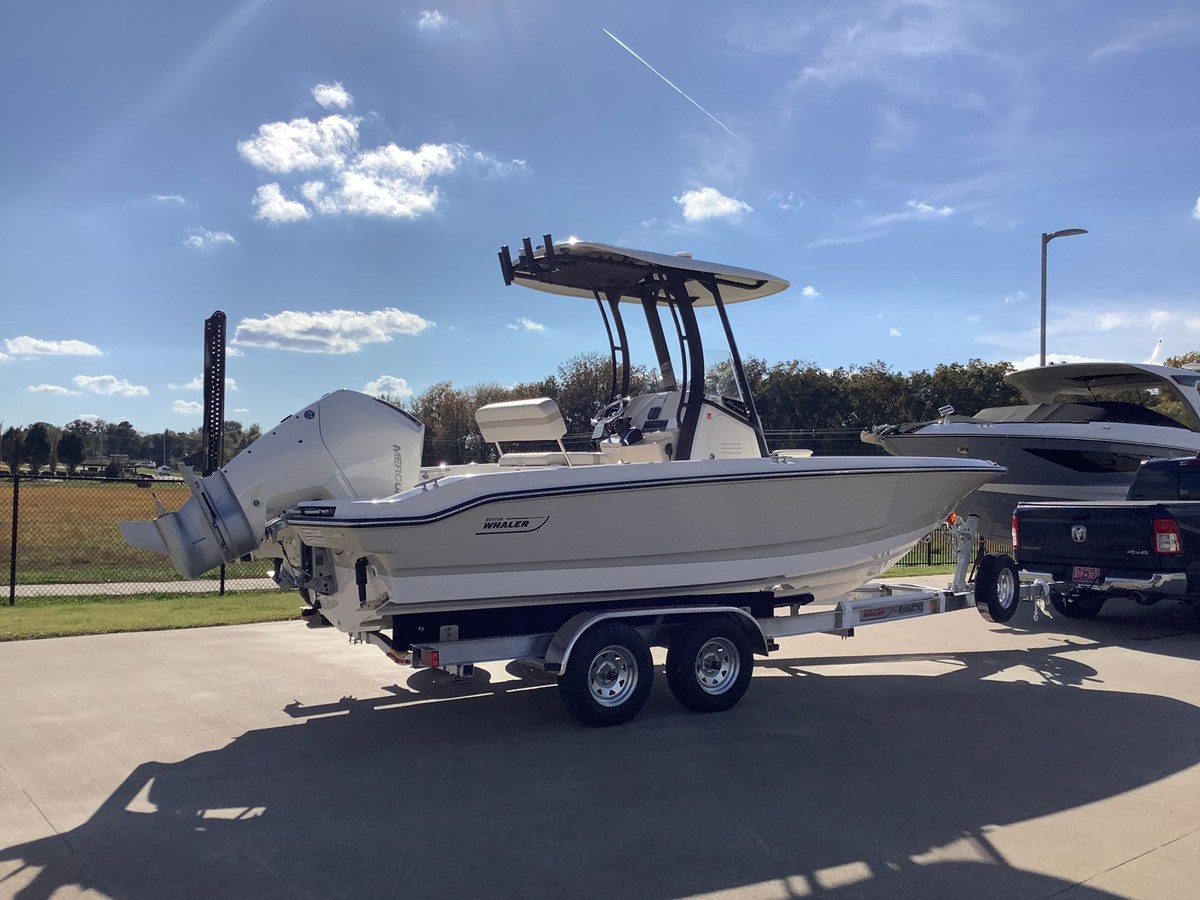 Boston Whaler 220 Dauntless — 2026 Boston Whaler 220 Dauntless — fotoğraf 4