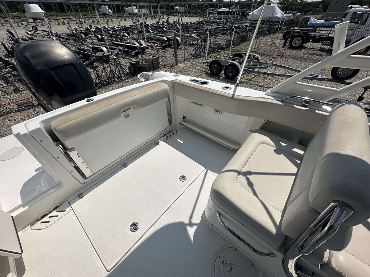 Boston Whaler 230 VANTAGE — 2013 Boston Whaler 230 Vantage — fotoğraf 5