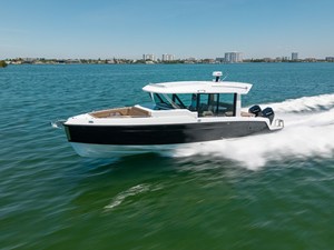CRUISERS YACHTS 38 VTR EC 487768
