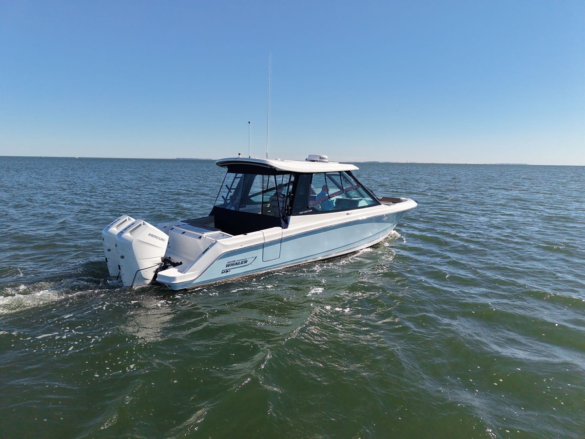 Boston Whaler 330 Vantage — 2025 Boston Whaler 330 Vantage — fotoğraf 2