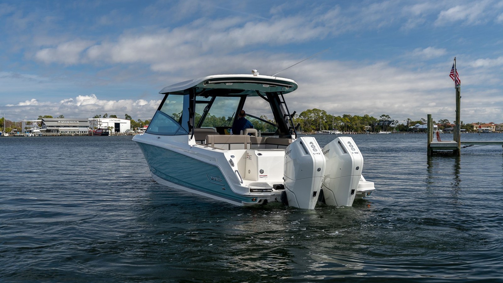 Boston Whaler 330 Vantage — 2026 Boston Whaler 330 Vantage — fotoğraf 4