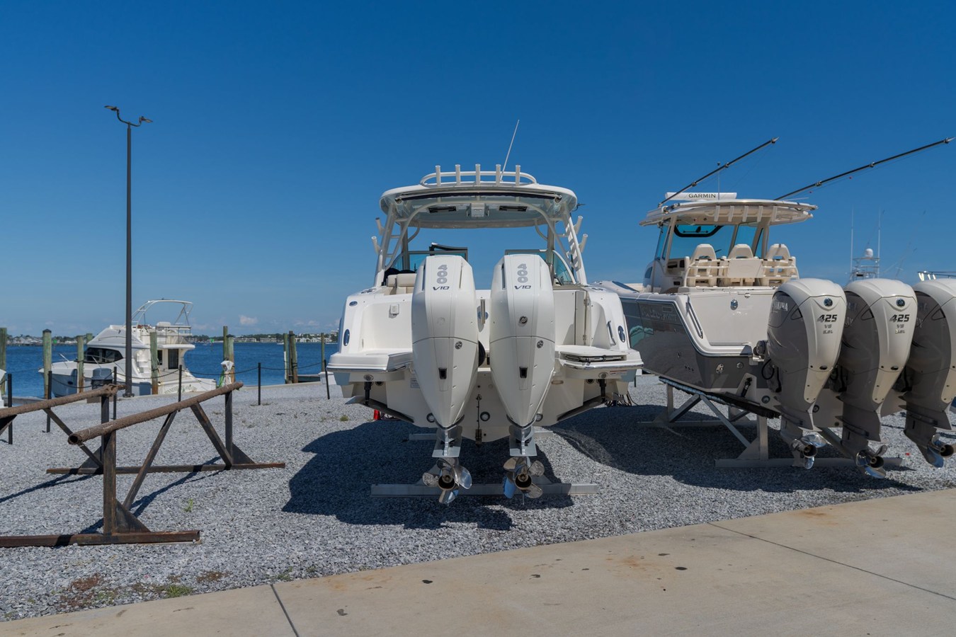 Boston Whaler VANTAGE 320 — 2025 Boston Whaler Vantage 320 — fotoğraf 5