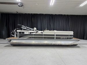 PREMIER 235 GRAND MAJESTIC