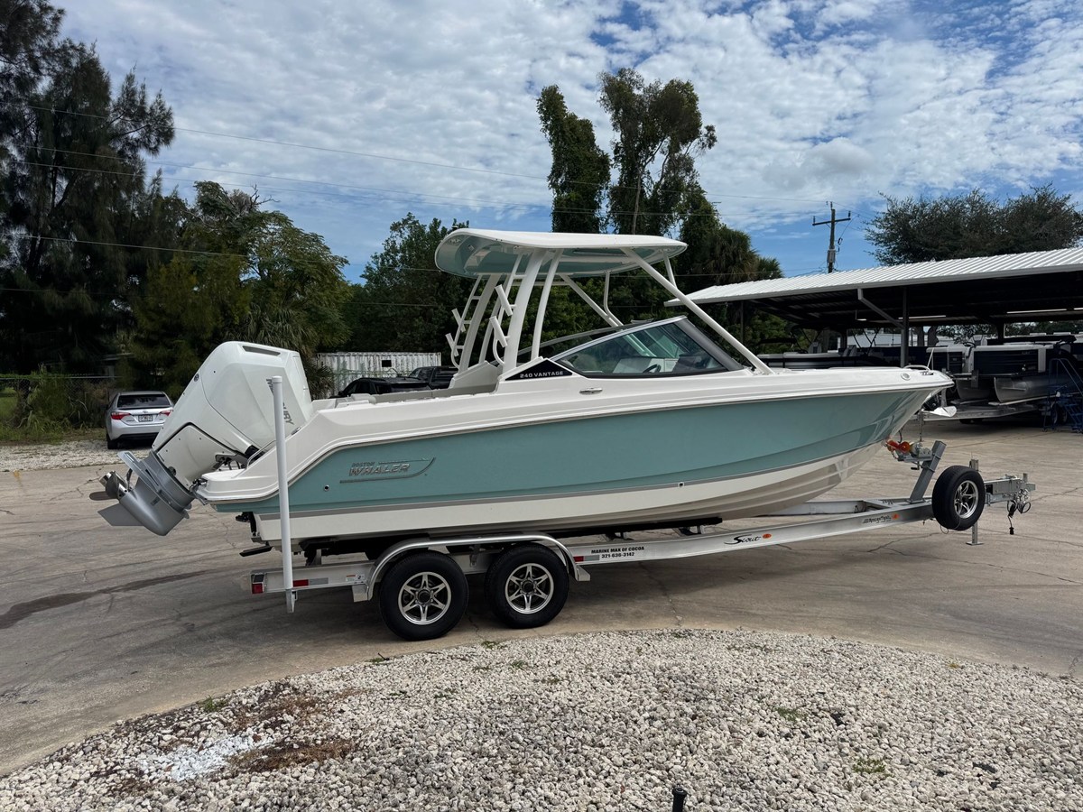 Boston Whaler 240 Vantage — 2027 Boston Whaler 240 Vantage — fotoğraf 2