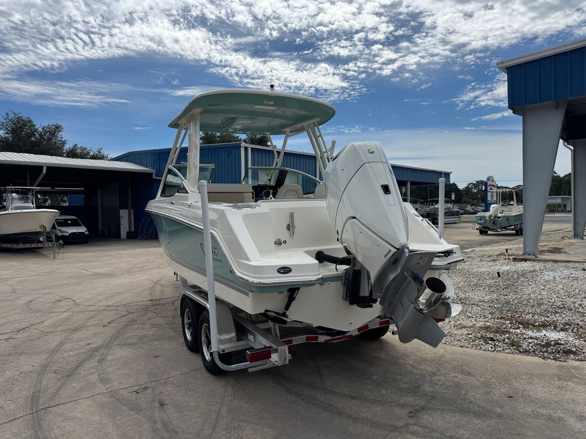 Boston Whaler 240 Vantage — 2027 Boston Whaler 240 Vantage — fotoğraf 3