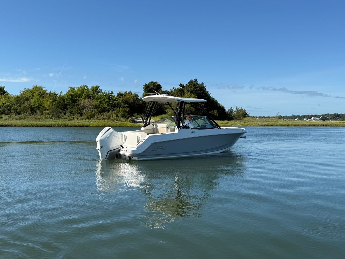 Boston Whaler 240 Vantage — 2027 Boston Whaler 240 Vantage — fotoğraf 2