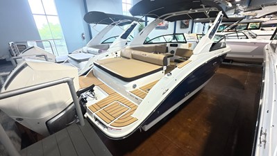 SEA RAY SDX 250 OUTBOARD