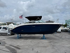 SEA RAY SDX 250 OUTBOARD