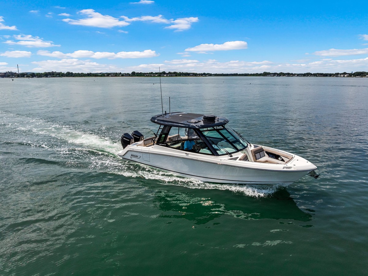Boston Whaler 330 Vantage — 2026 Boston Whaler 330 Vantage — fotoğraf 2