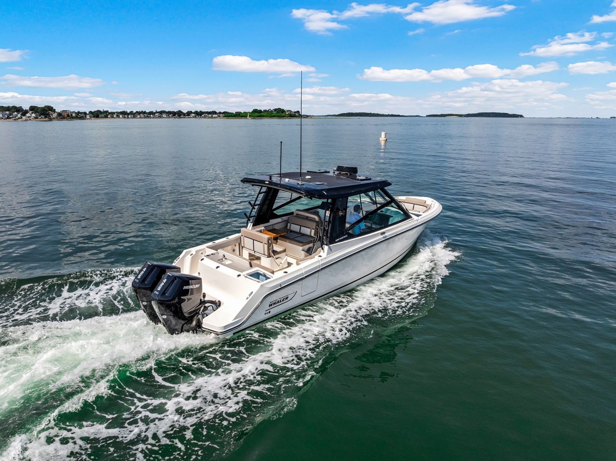 Boston Whaler 330 Vantage — 2026 Boston Whaler 330 Vantage — fotoğraf 3