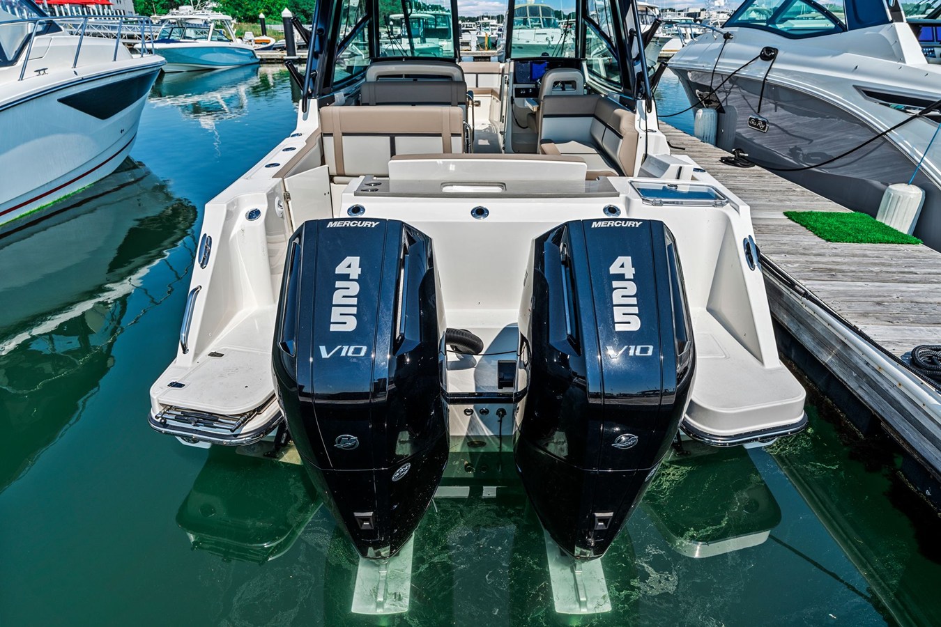 Boston Whaler 330 Vantage — 2026 Boston Whaler 330 Vantage — fotoğraf 5