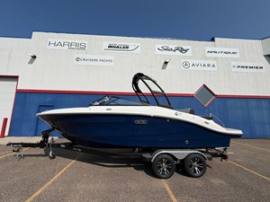 SEA RAY SPX 210