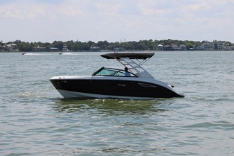 SEA RAY SDX 230 SURF