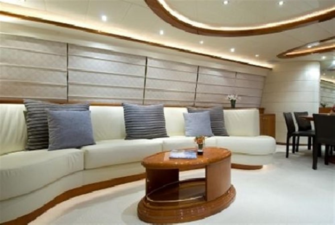 Salon Settee