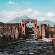 IS/IIS Latin