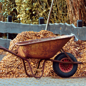 Mulch hauling