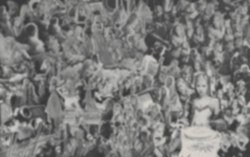 Rose - R (incl. 98pg Photobook, Lyrics Paper, Sticker Set, 4 x Postcards, 2 x Postcards) [Import]