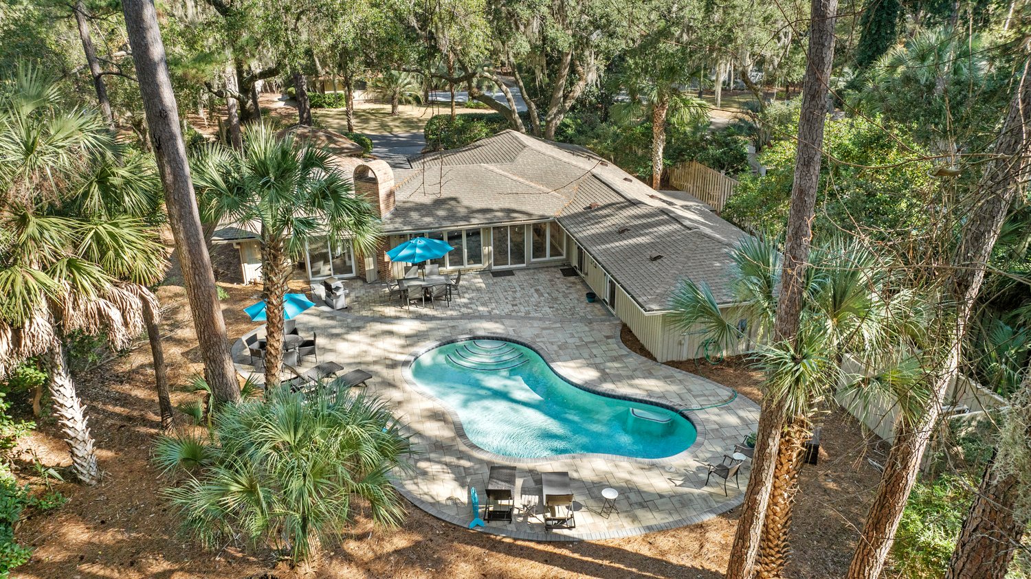 Eight Palms