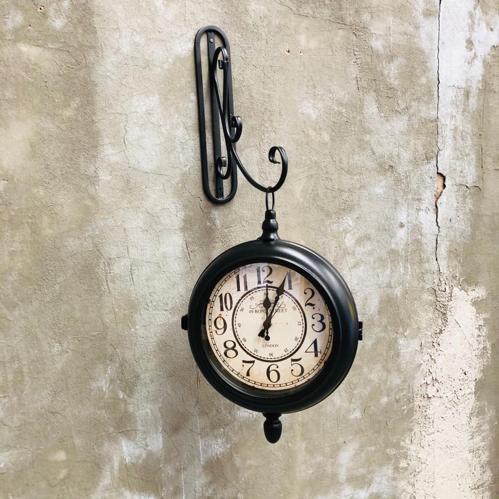 reloj mural