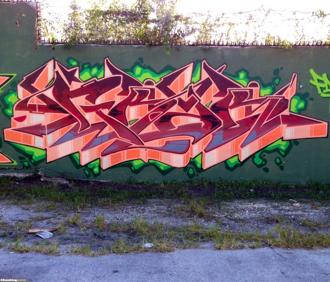 Grabster / Miami / Walls