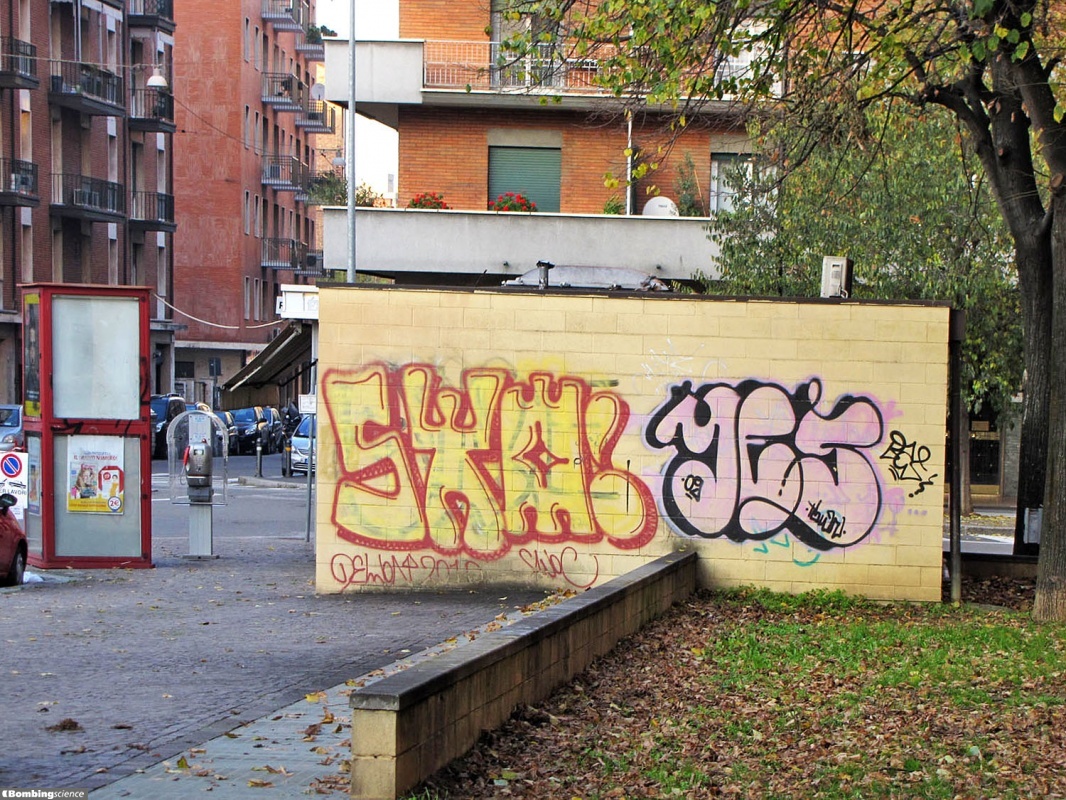 Bologne Bombing (10 pics) Bombing Science