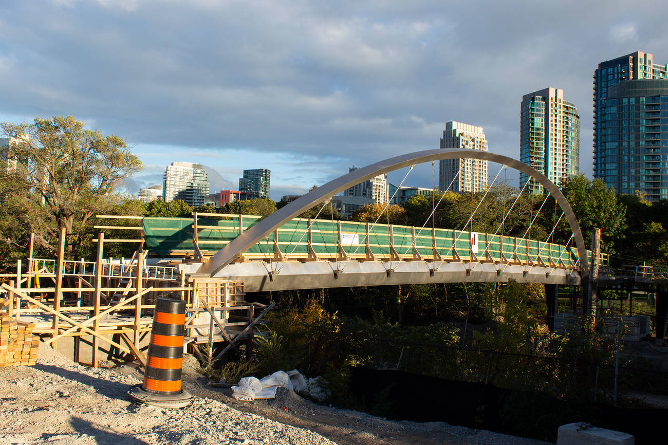 Toronto's newest bridge has now been put into place